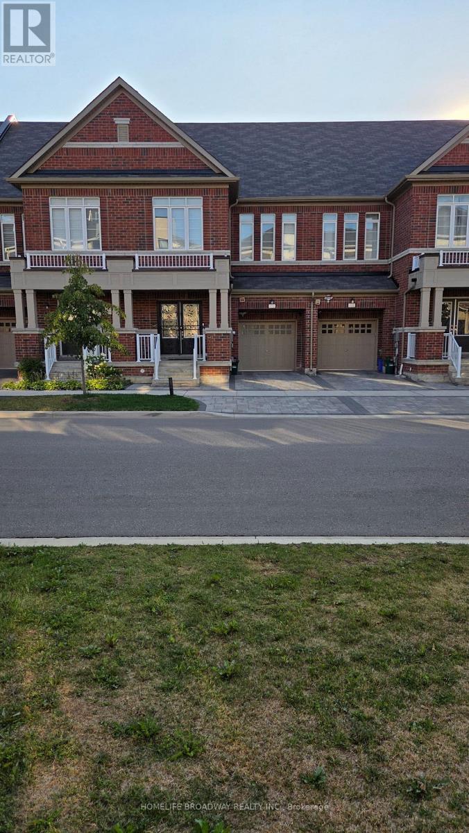 112 Ness Drive, Richmond Hill, Ontario  L4S 0K7 - Photo 3 - N13629524