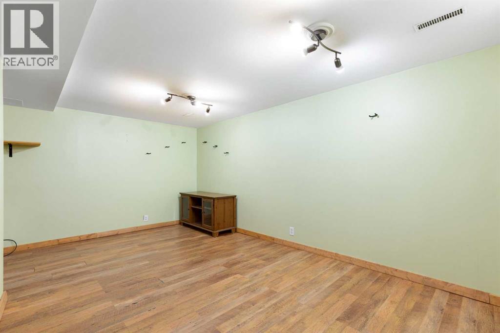 84 Abingdon Crescent NE, Calgary, Alberta  T2A 6S3 - Photo 29 - A2326553