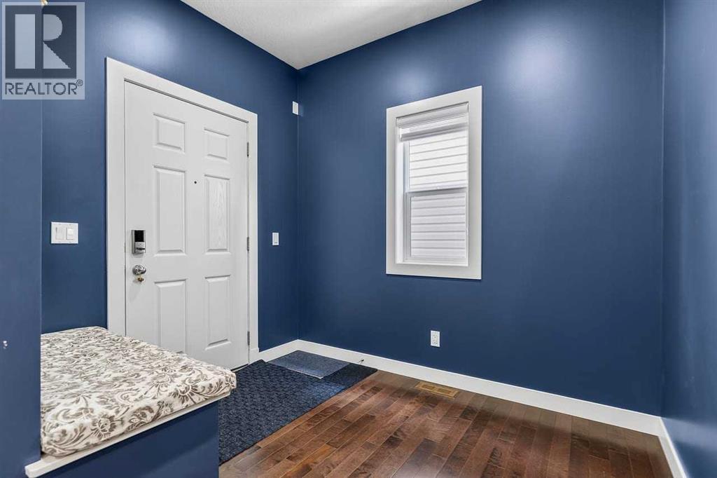 35 Copperleaf Crescent Se, Calgary, Alberta  T2Z 0B9 - Photo 2 - A2326606