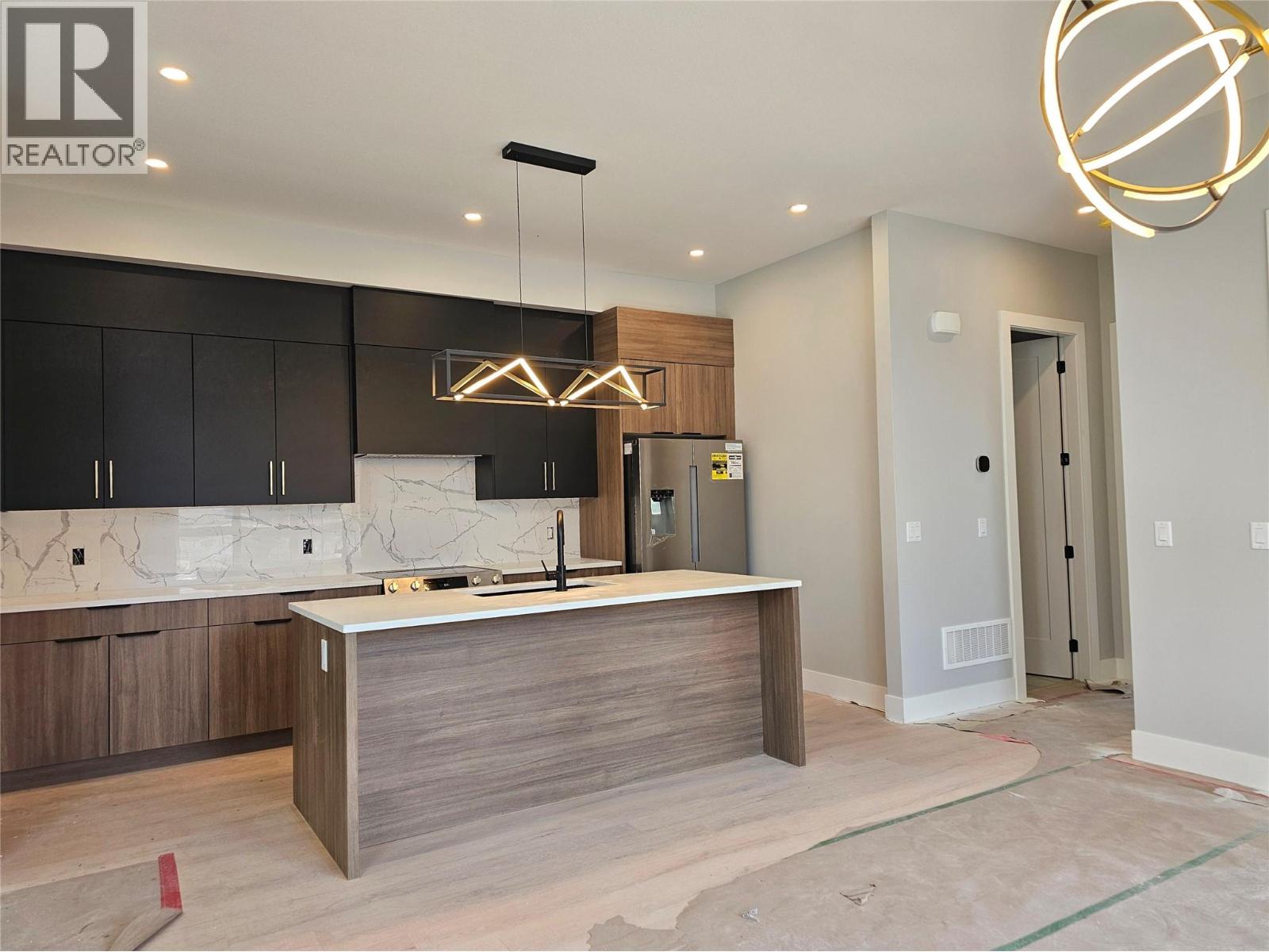 757 Barnaby Road Unit# 1 Kelowna Photo 7 757 Barnaby Road Unit# 1 Kelowna Photo 7