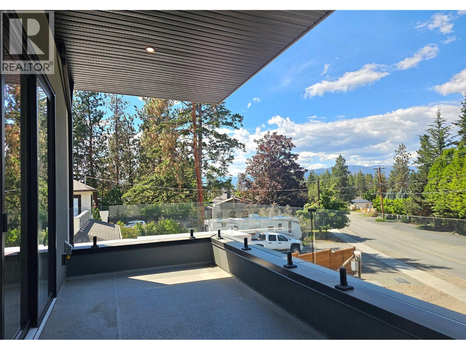 757 Barnaby Road Unit# 1 Kelowna Photo 15 757 Barnaby Road Unit# 1 Kelowna Photo 15