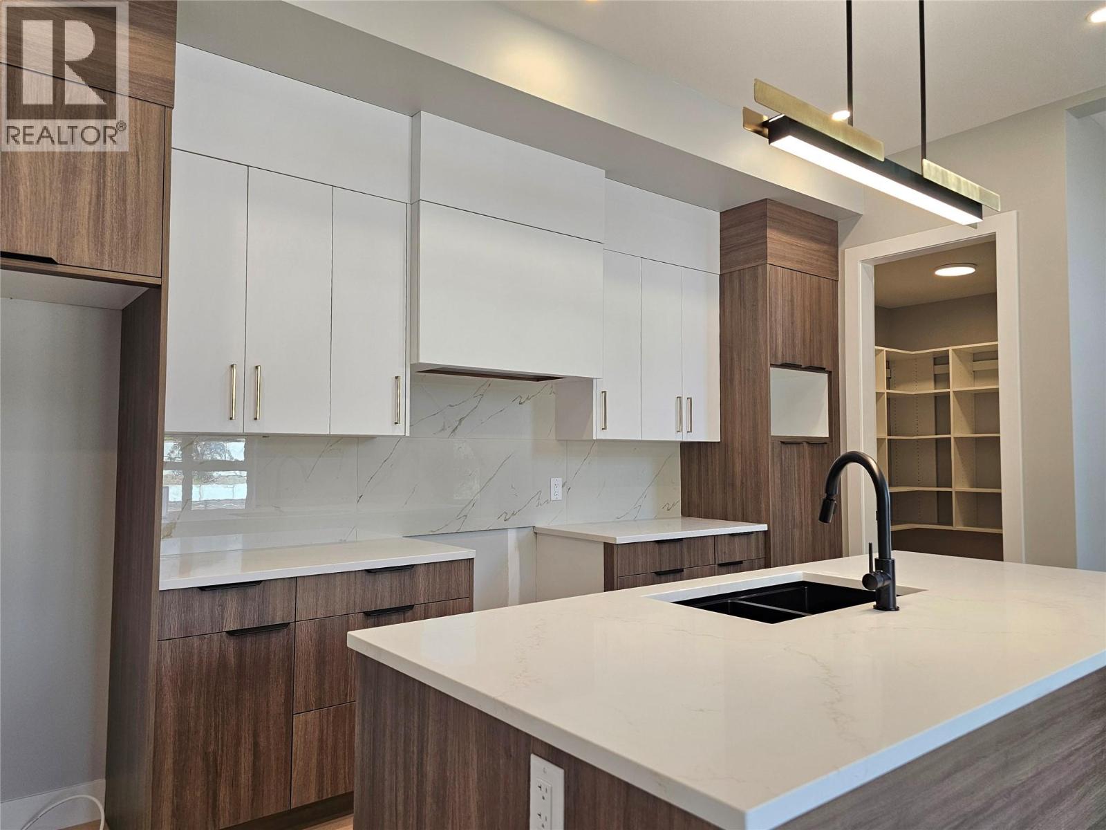 757 Barnaby Road Unit# 3, Kelowna, British Columbia  V1W 4N9 - Photo 7 - 10364188