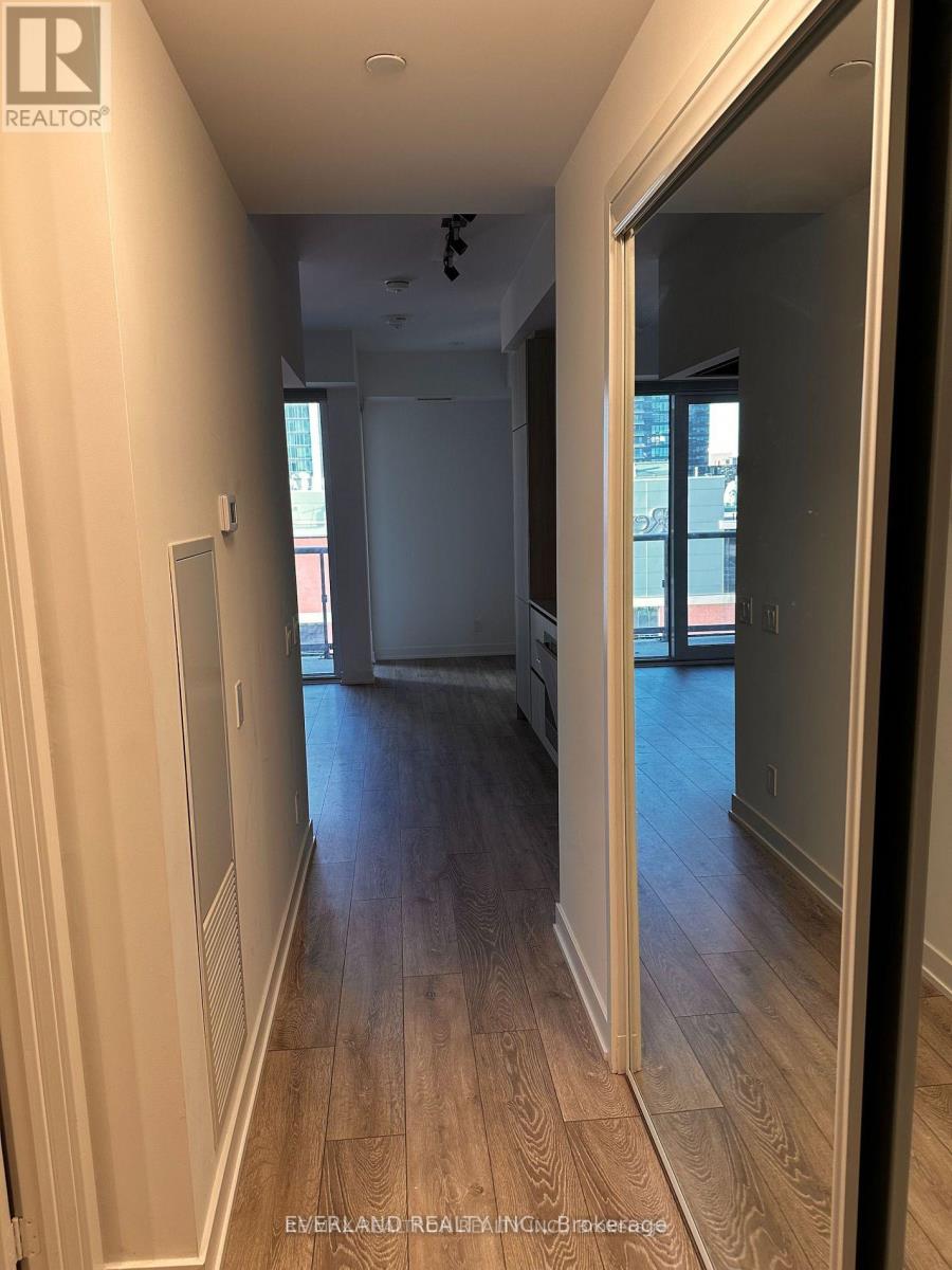 1710 - 108 Peter Street, Toronto, Ontario M5V 2G7 - Photo 7 - C13637658