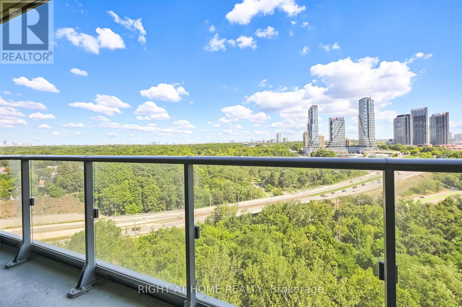 1018 - 160 Vanderhoof Avenue, Toronto, Ontario  M4G 0B7 - Photo 20 - C13637662