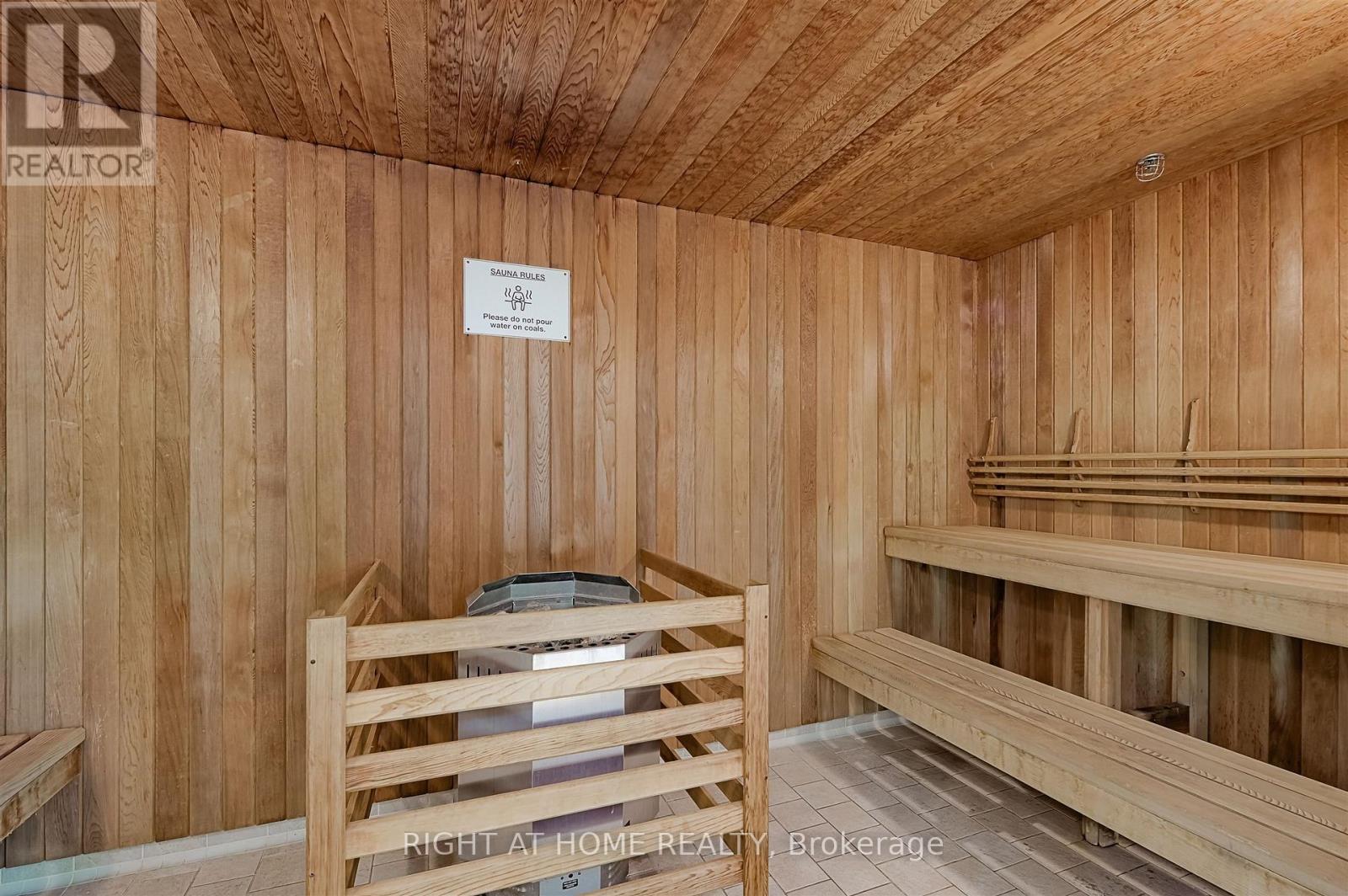 1018 - 160 Vanderhoof Avenue, Toronto, Ontario  M4G 0B7 - Photo 23 - C13637662