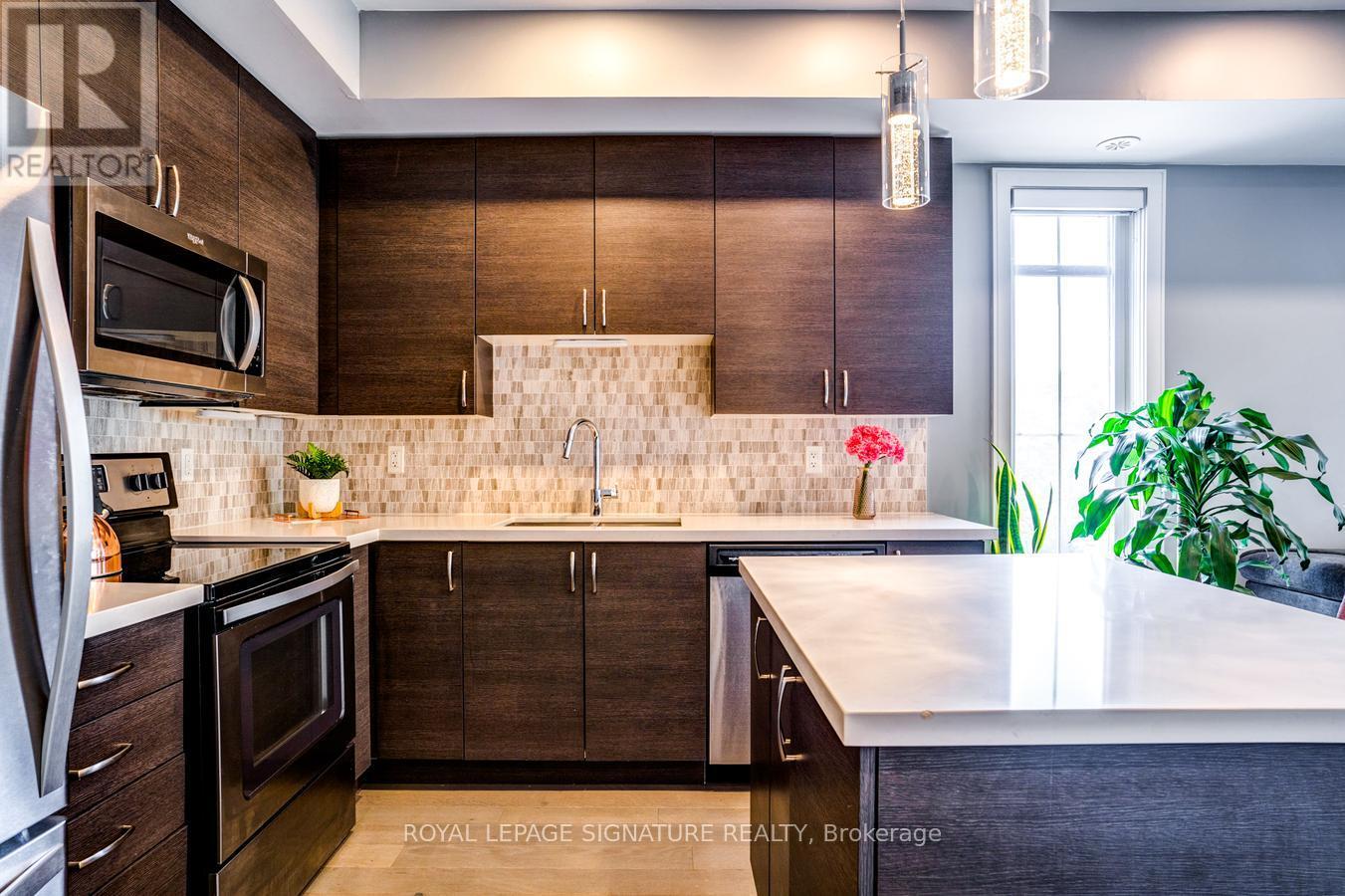 426 - 201 Pine Grove Rd Road, Vaughan, Ontario  L4L 2H7 - Photo 14 - N13637660