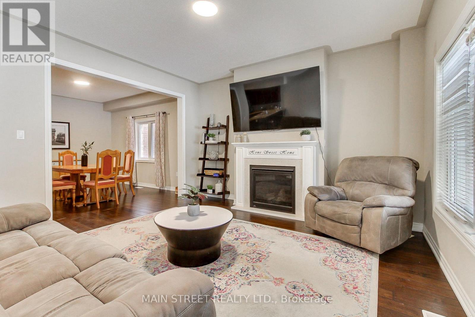 42 Prosser Crescent, Georgina, Ontario  L0E 1R0 - Photo 5 - N13637668