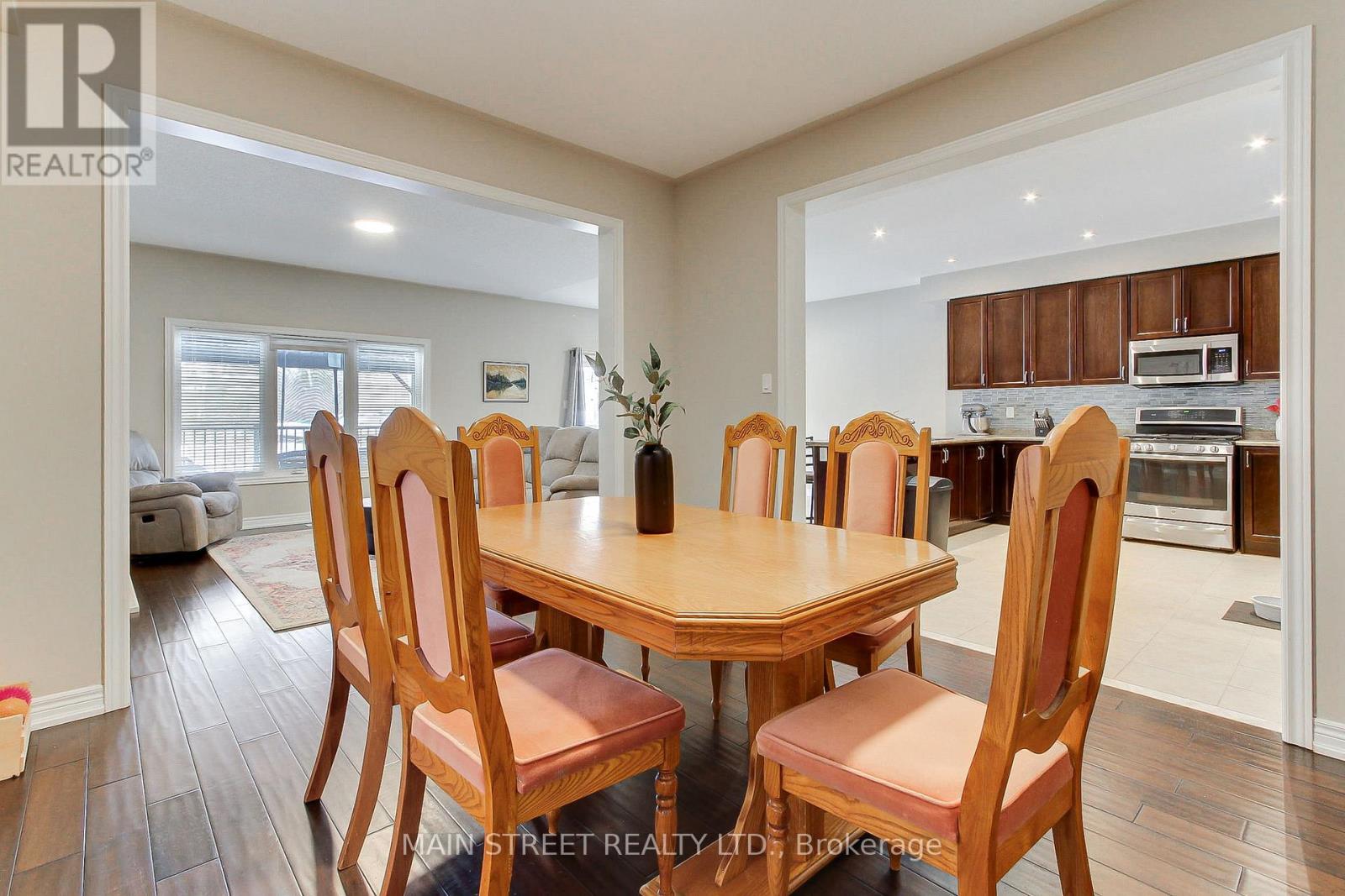 42 Prosser Crescent, Georgina, Ontario  L0E 1R0 - Photo 7 - N13637668