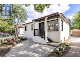 225 ESSEX AVENUE, Richmond Hill, Ontario