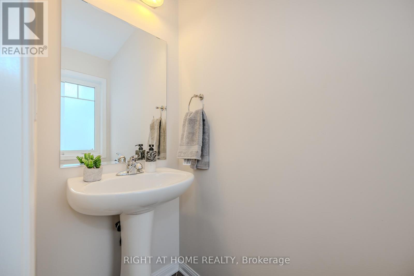 525 Cavanagh Lane, Milton, Ontario  L9T 8G4 - Photo 24 - W13615604