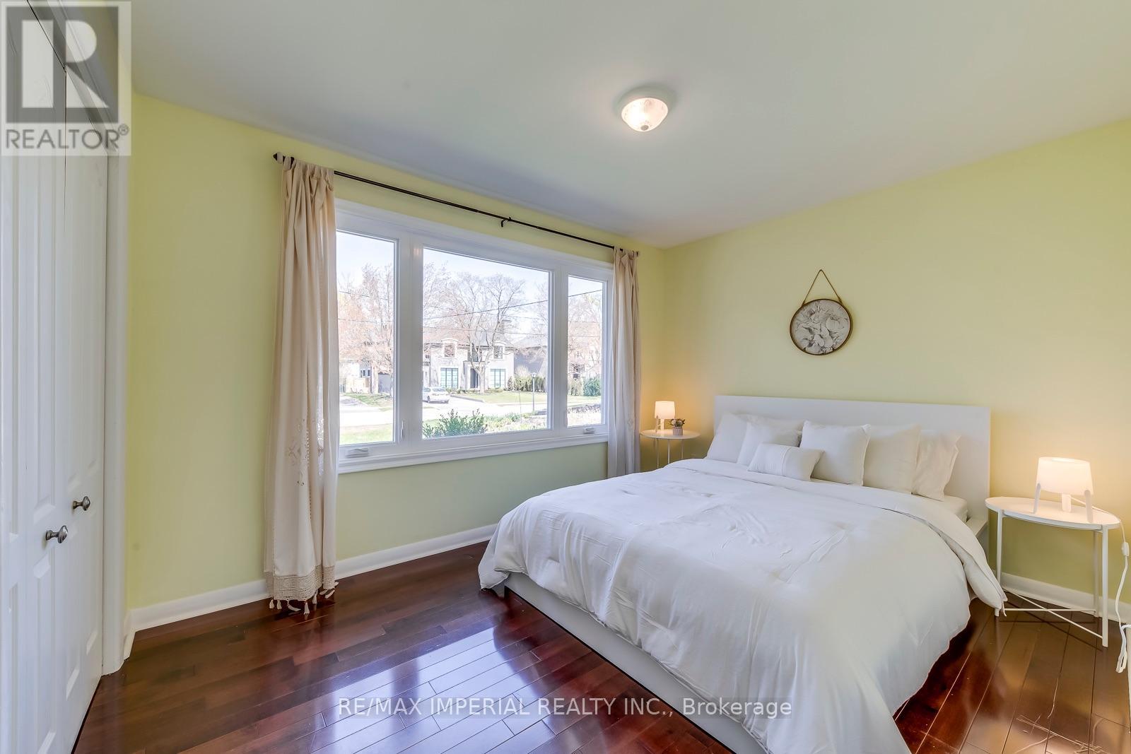 2048 Devon Road, Oakville, Ontario  L6J 2N2 - Photo 21 - W13637682