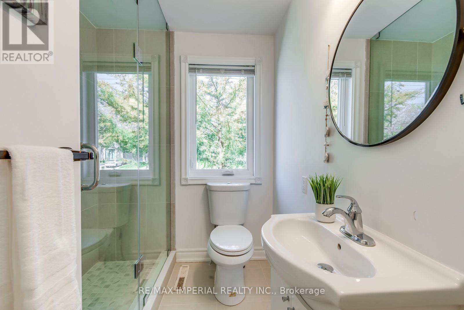 2048 Devon Road, Oakville, Ontario  L6J 2N2 - Photo 24 - W13637682