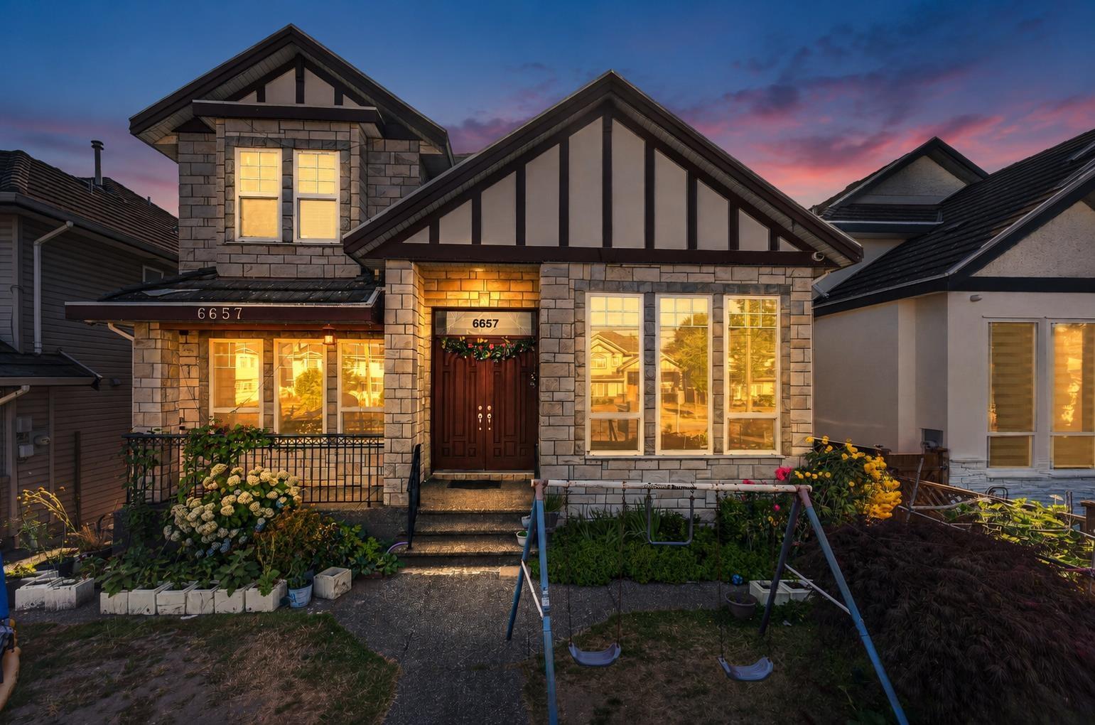 6657 128 STREET, Surrey, British Columbia