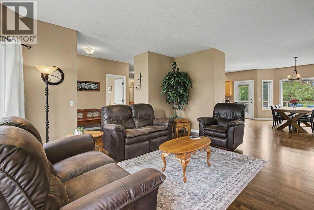 292195 Butte Hills Drive, Rural Rocky View County, Alberta  T4A 0N8 - Photo 11 - A2330422