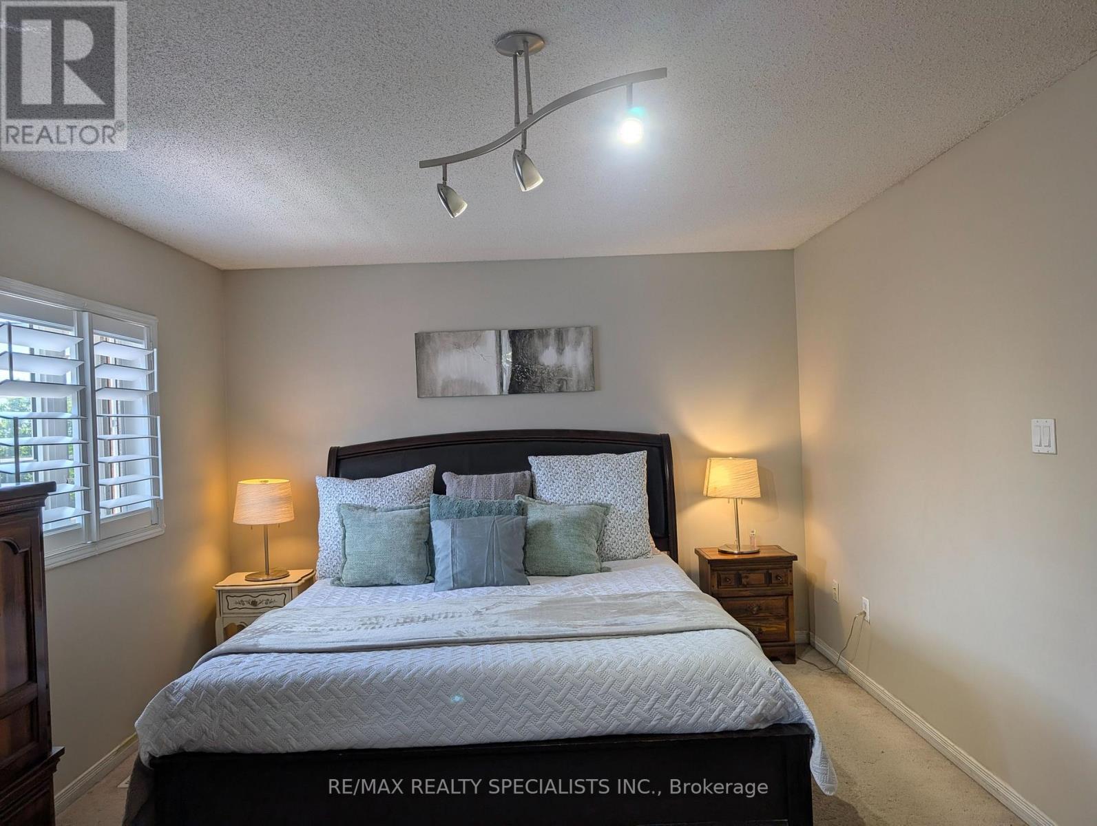 20 Thorp Crescent, Ajax, Ontario  L1T 0G9 - Photo 9 - E13637440