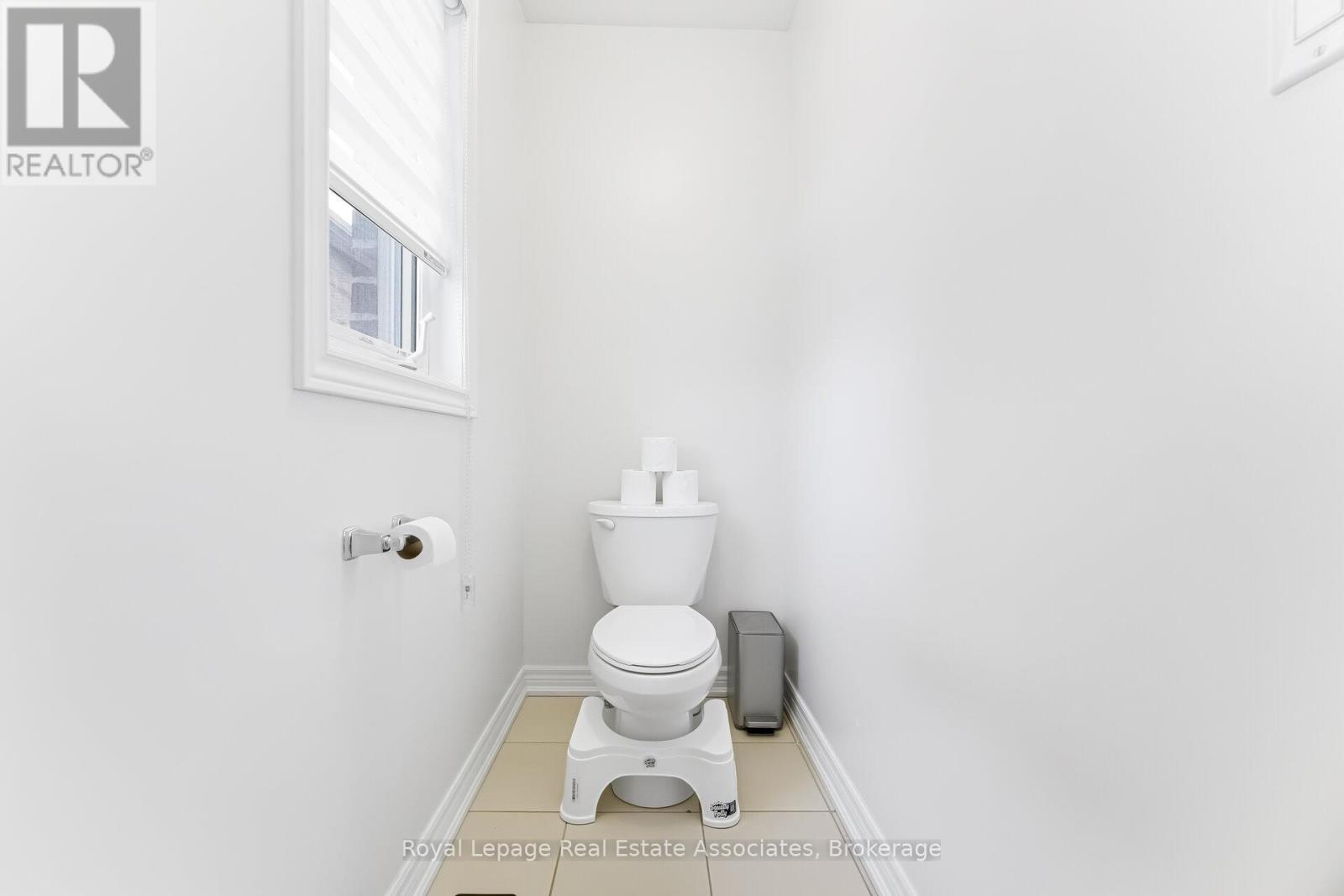 24 Burke Street, New Tecumseth, Ontario  L9R 0N6 - Photo 25 - N12893546