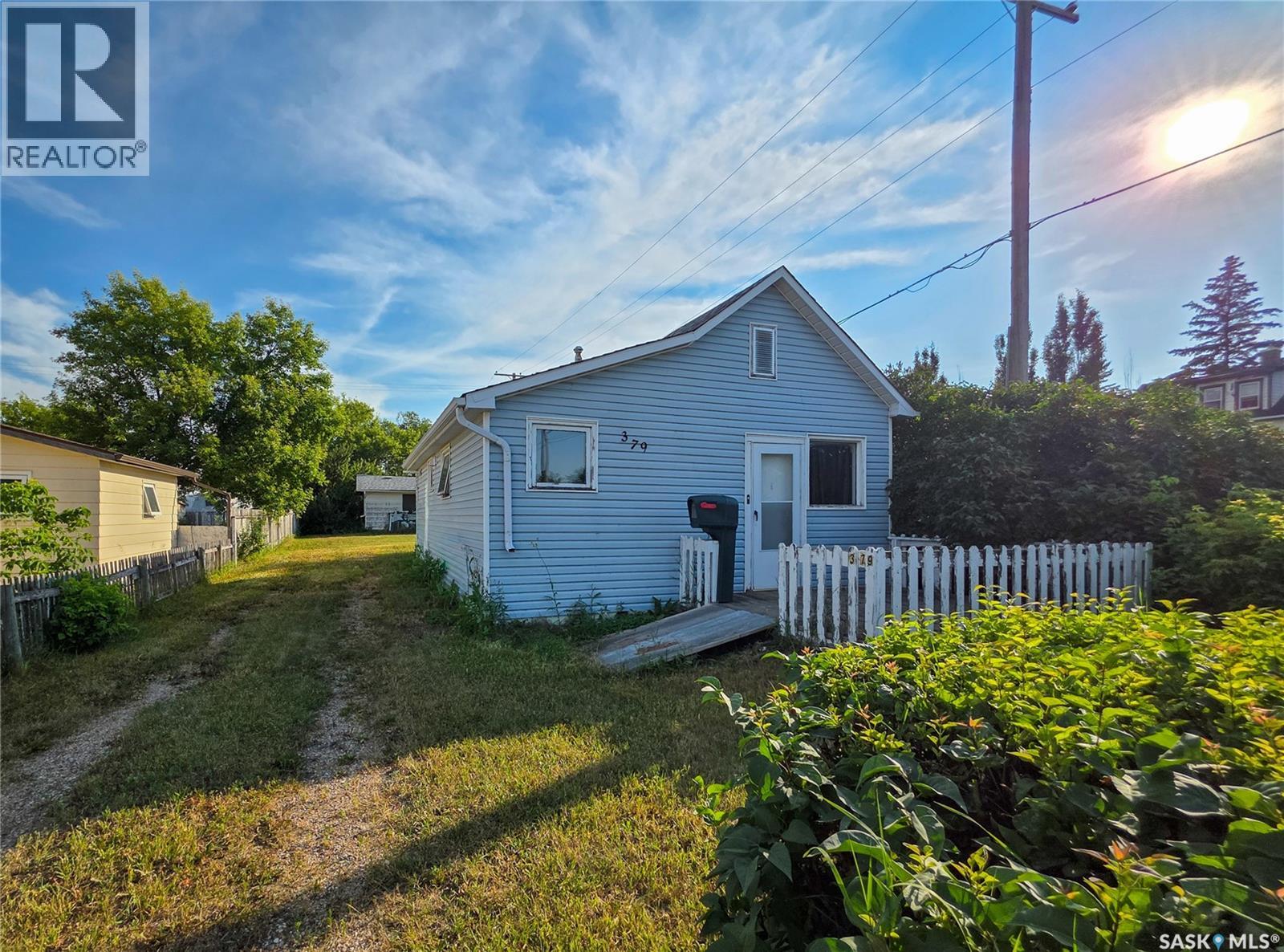 379 2nd AVENUE W, Melville, Saskatchewan
