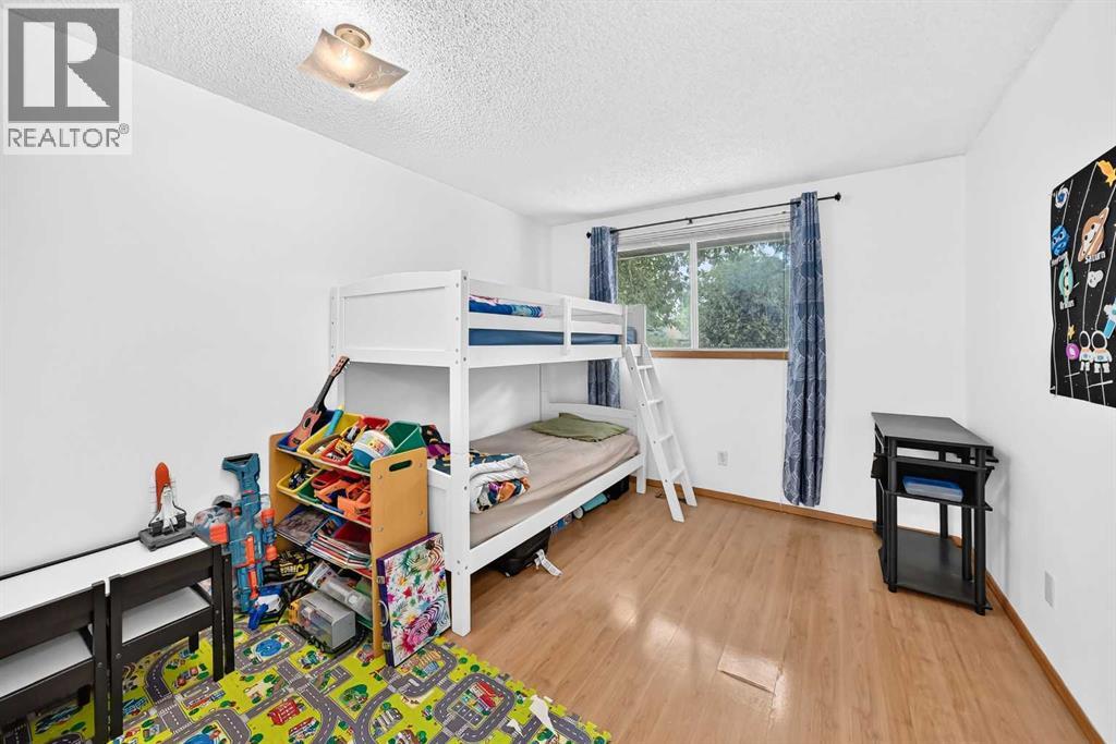 91 Castleridge Crescent NE, Calgary, Alberta  T3J 1N6 - Photo 15 - A2330916