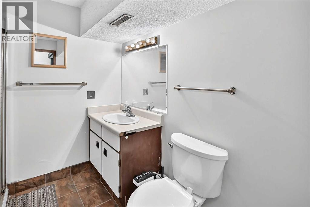 91 Castleridge Crescent NE, Calgary, Alberta  T3J 1N6 - Photo 27 - A2330916