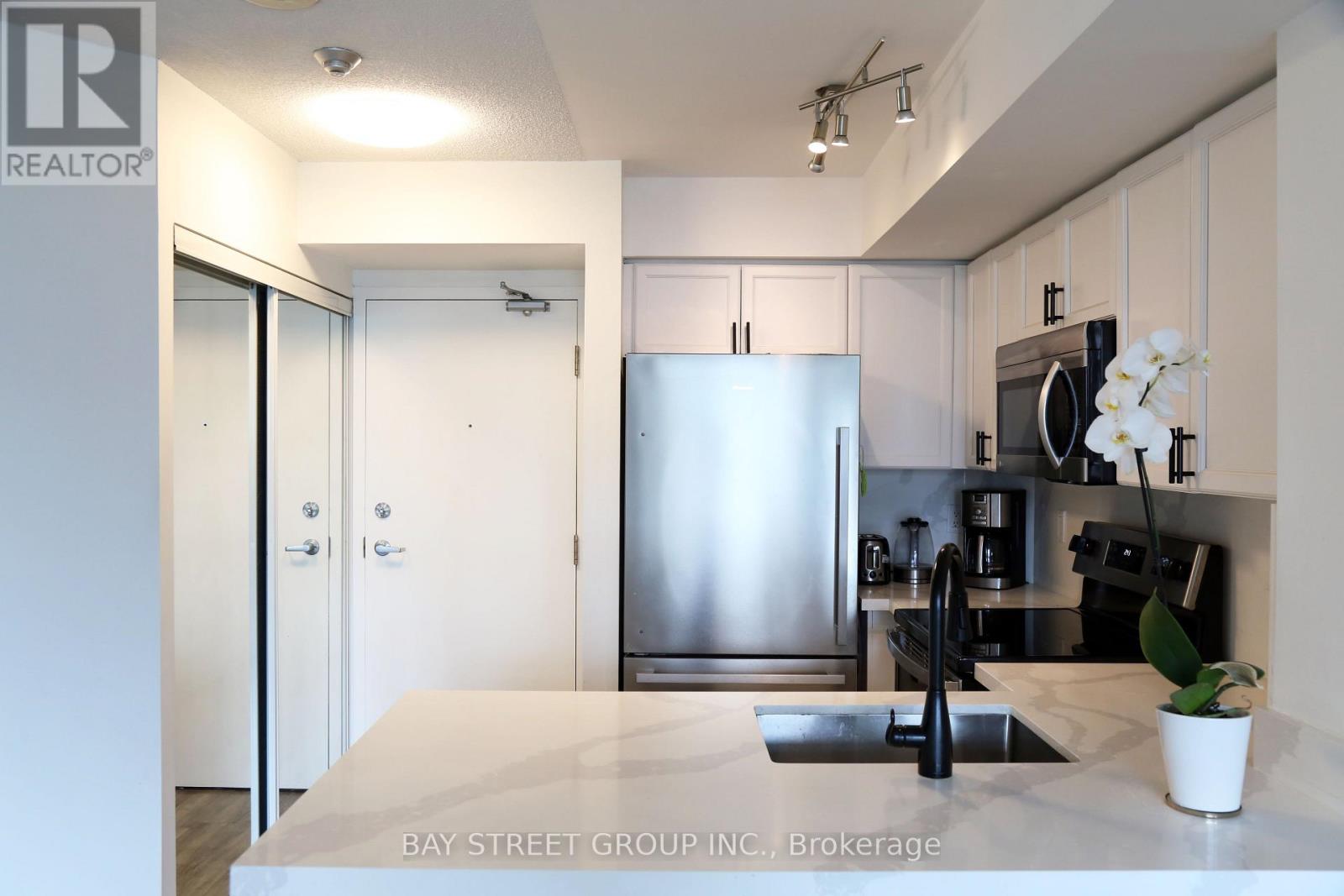 2808 - 30 Harrison Garden Boulevard, Toronto, Ontario  M2N 7A9 - Photo 10 - C13637704