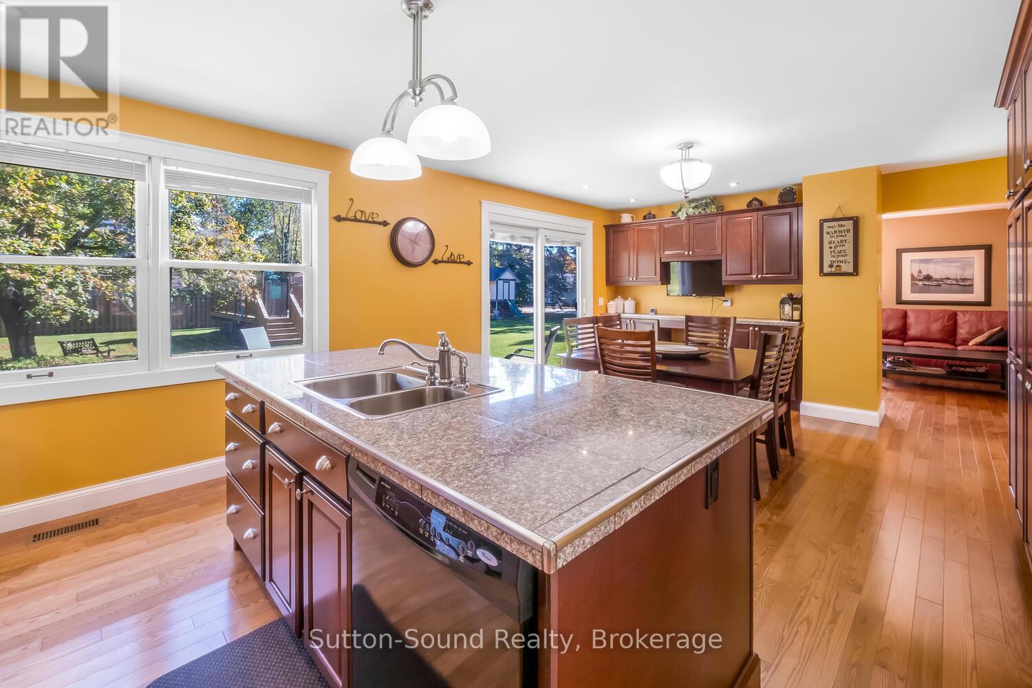 319 Gould Street, South Bruce Peninsula, Ontario  N0H 2T0 - Photo 10 - X12942796