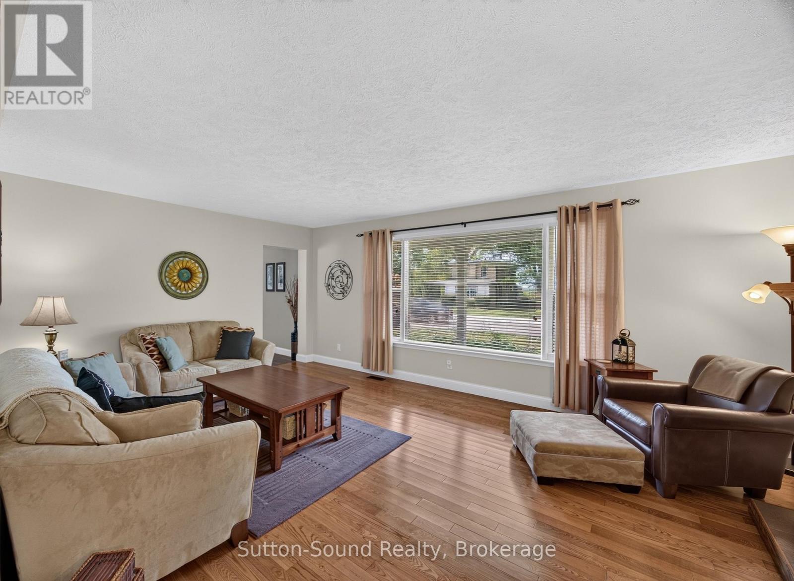 319 Gould Street, South Bruce Peninsula, Ontario  N0H 2T0 - Photo 13 - X12942796