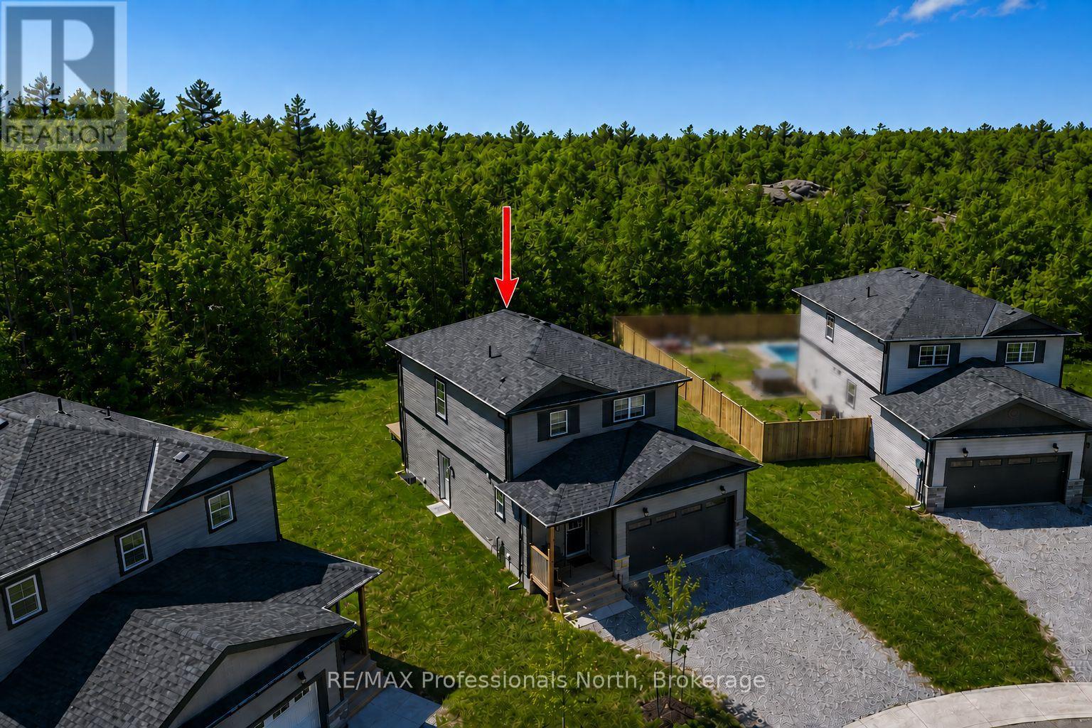 33 Whitehorn Park Road W, Bracebridge, Ontario  P1L 1W9 - Photo 2 - X13637690