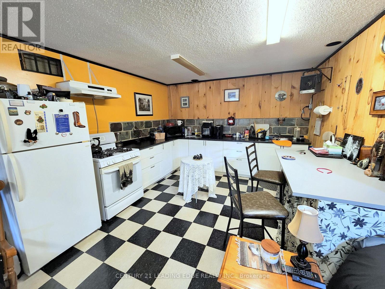 7491 Highway 35, Kawartha Lakes, Ontario K0M 2L0 - Photo 11 - X12874872