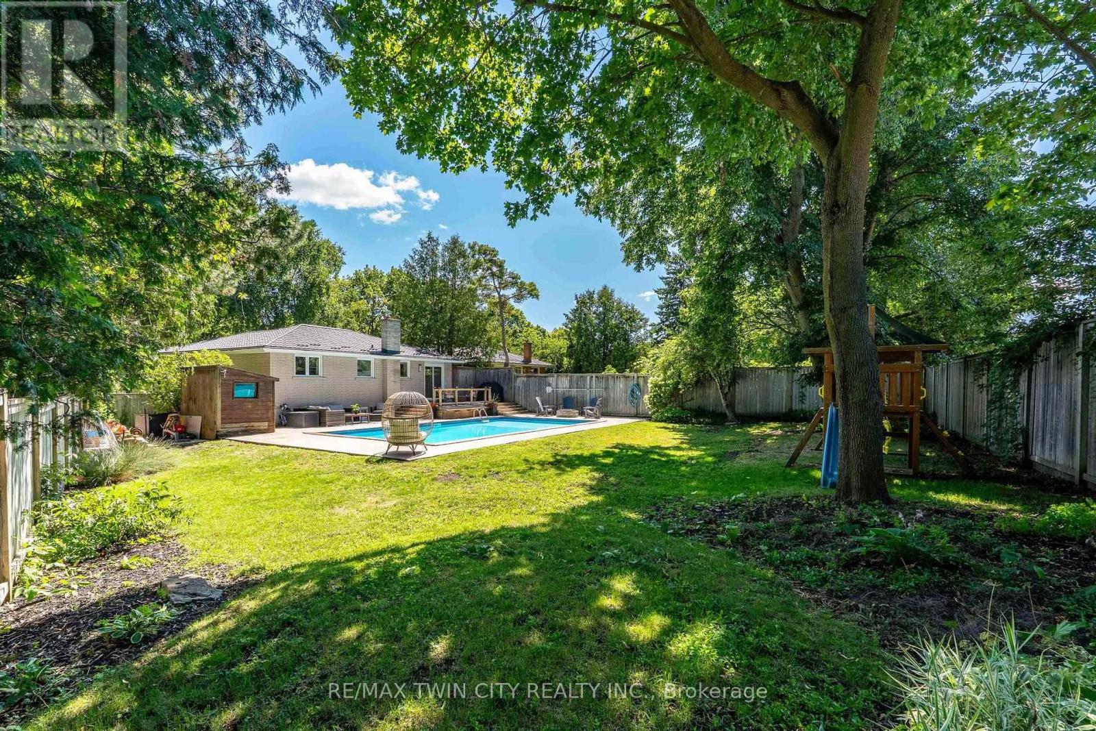 581 Glendene Crescent, Waterloo, Ontario  N2L 4P3 - Photo 28 - X13637714