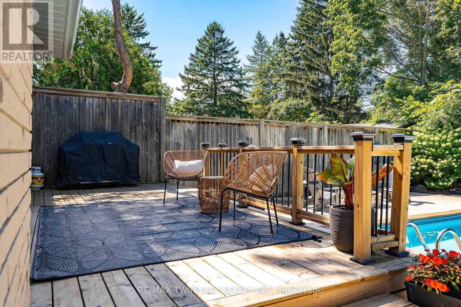 581 Glendene Crescent, Waterloo, Ontario  N2L 4P3 - Photo 36 - X13637714