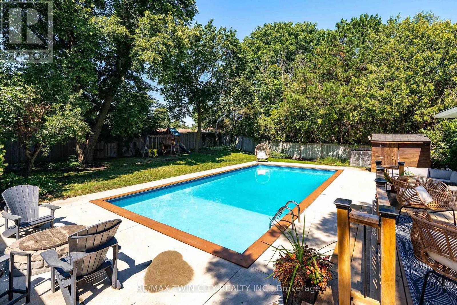 581 Glendene Crescent, Waterloo, Ontario  N2L 4P3 - Photo 37 - X13637714