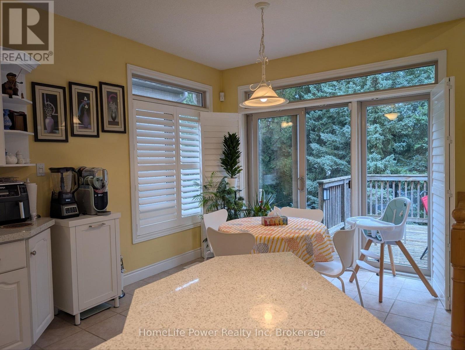 228 The Lions Gate, Waterloo, Ontario  N2L 6M5 - Photo 9 - X13636368