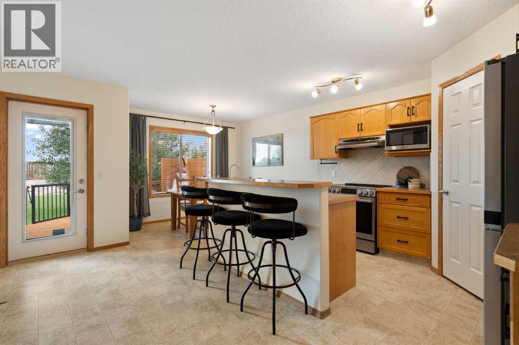 18 Moe Avenue NW, Langdon, Alberta  T0J 1X2 - Photo 15 - A2330537