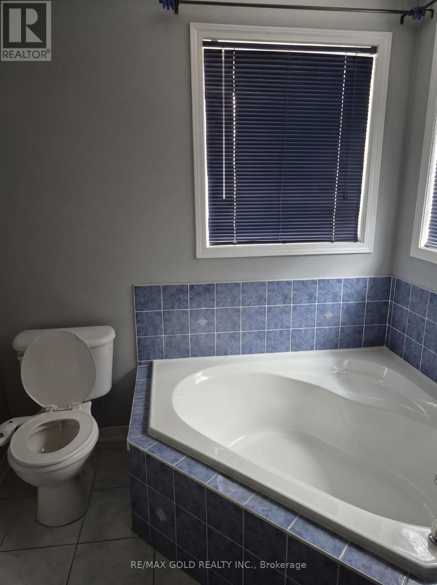 22 Blue Whale Boulevard, Brampton, Ontario  L6R 2M2 - Photo 13 - W13175250