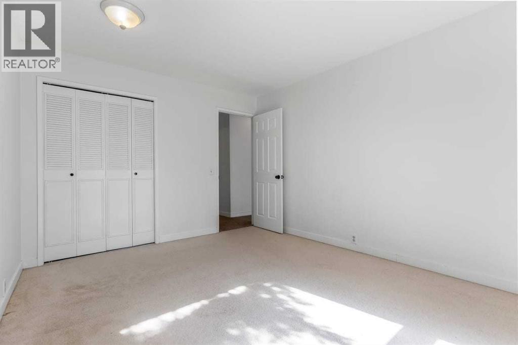 123, 10120 Brookpark Boulevard Sw, Calgary, Alberta  T2W 3G3 - Photo 17 - A2325982