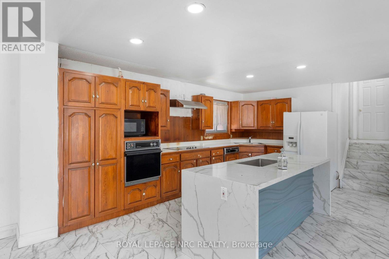 35 Eugene Street, Hamilton, Ontario  L8H 2R1 - Photo 15 - X13637716