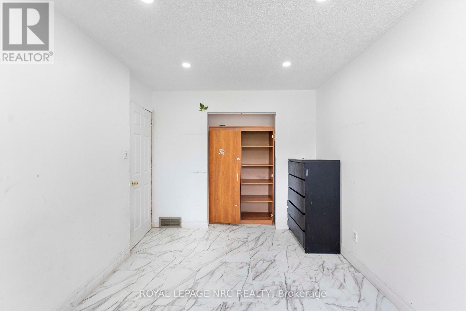 35 Eugene Street, Hamilton, Ontario  L8H 2R1 - Photo 24 - X13637716