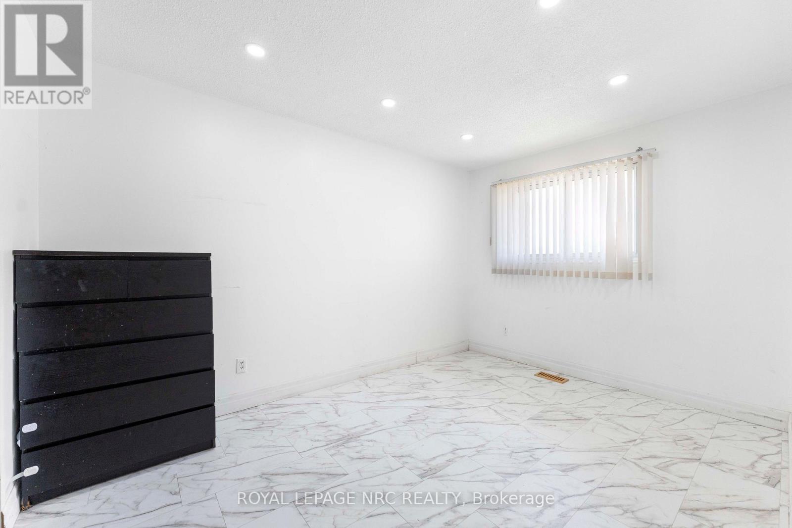 35 Eugene Street, Hamilton, Ontario  L8H 2R1 - Photo 25 - X13637716