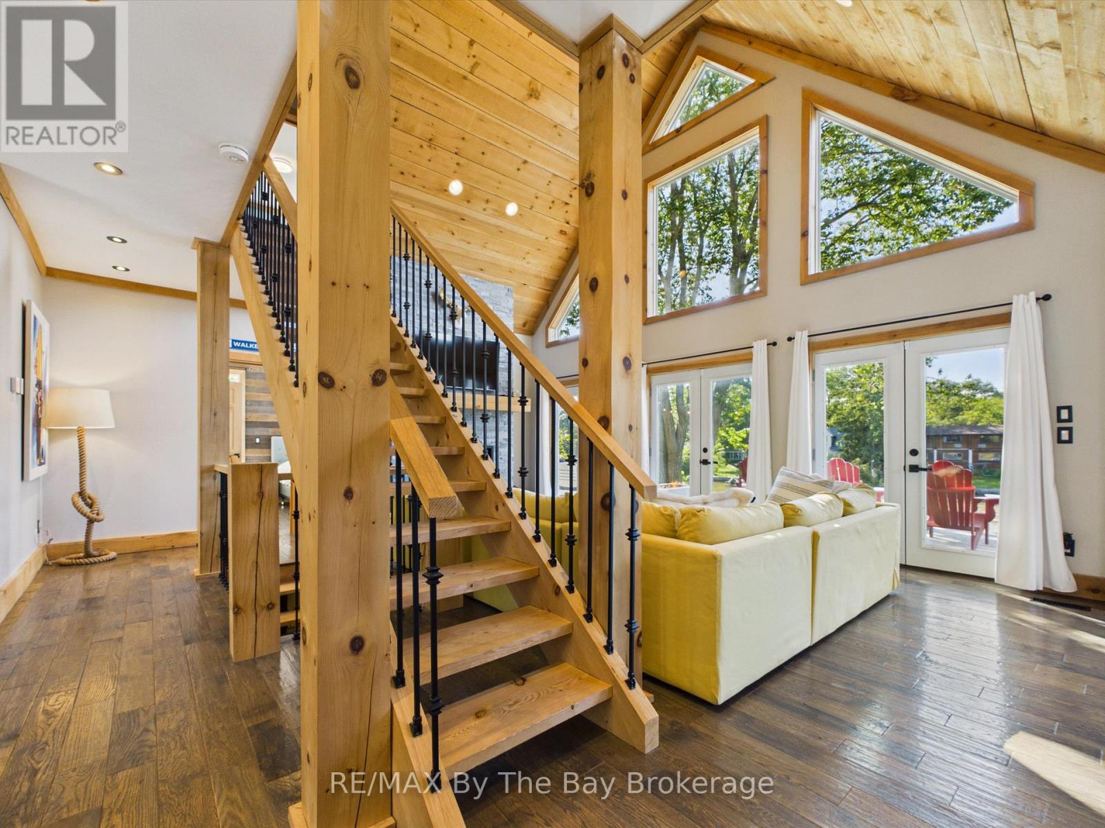 2056 River Road W, Wasaga Beach, Ontario  L9Z 2W1 - Photo 25 - S13637718