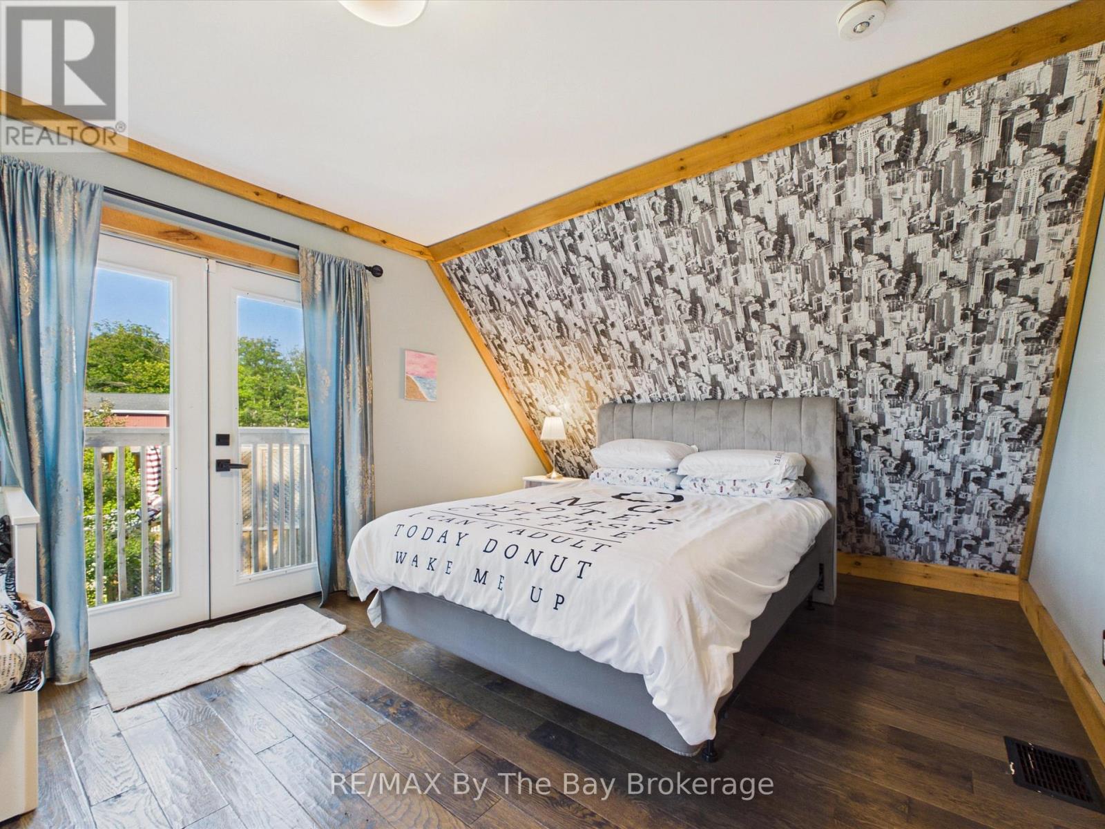 2056 River Road W, Wasaga Beach, Ontario  L9Z 2W1 - Photo 28 - S13637718