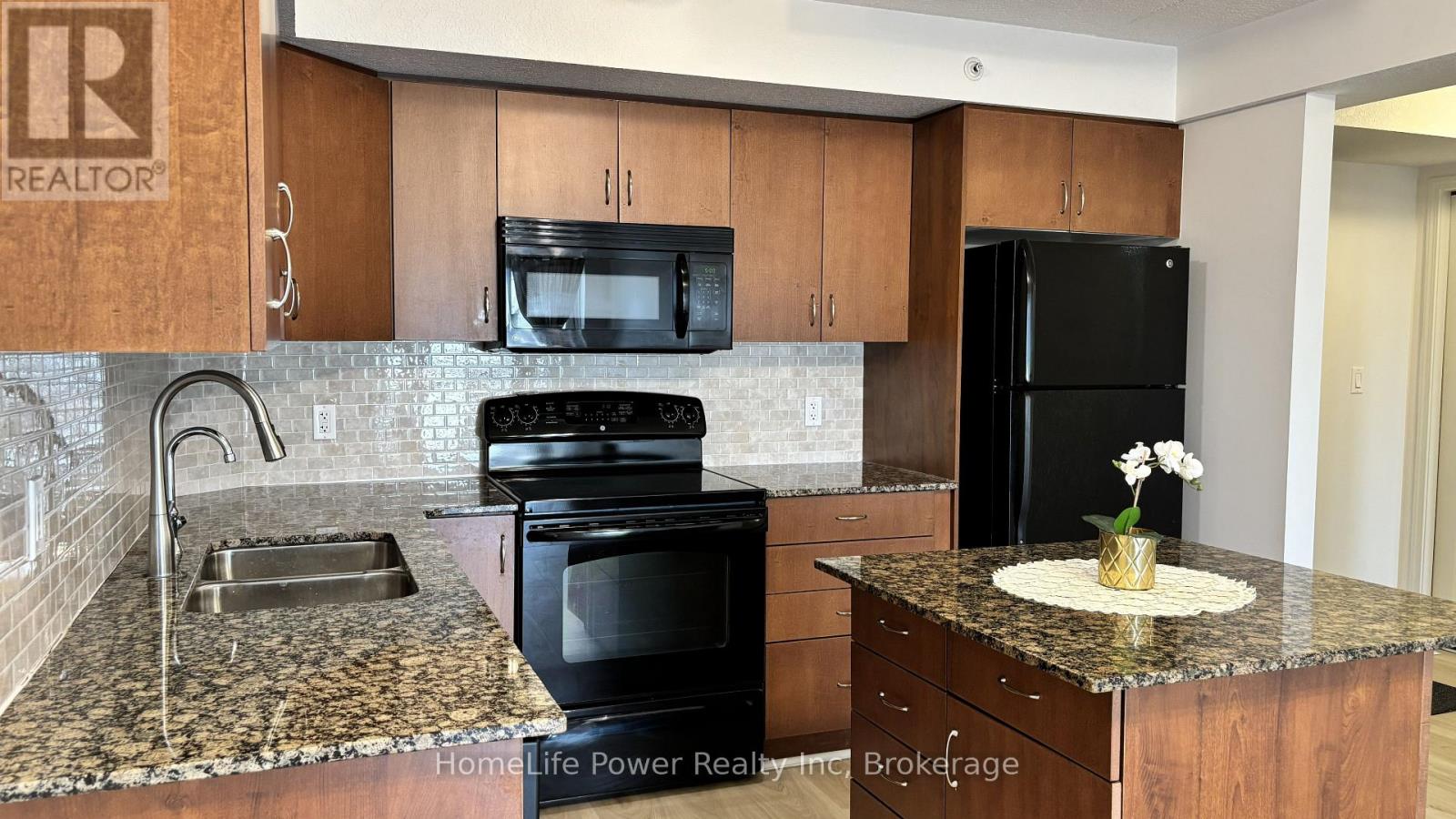 705 - 776 Laurelwood Drive, Waterloo, Ontario  N2V 0A8 - Photo 12 - X13637726