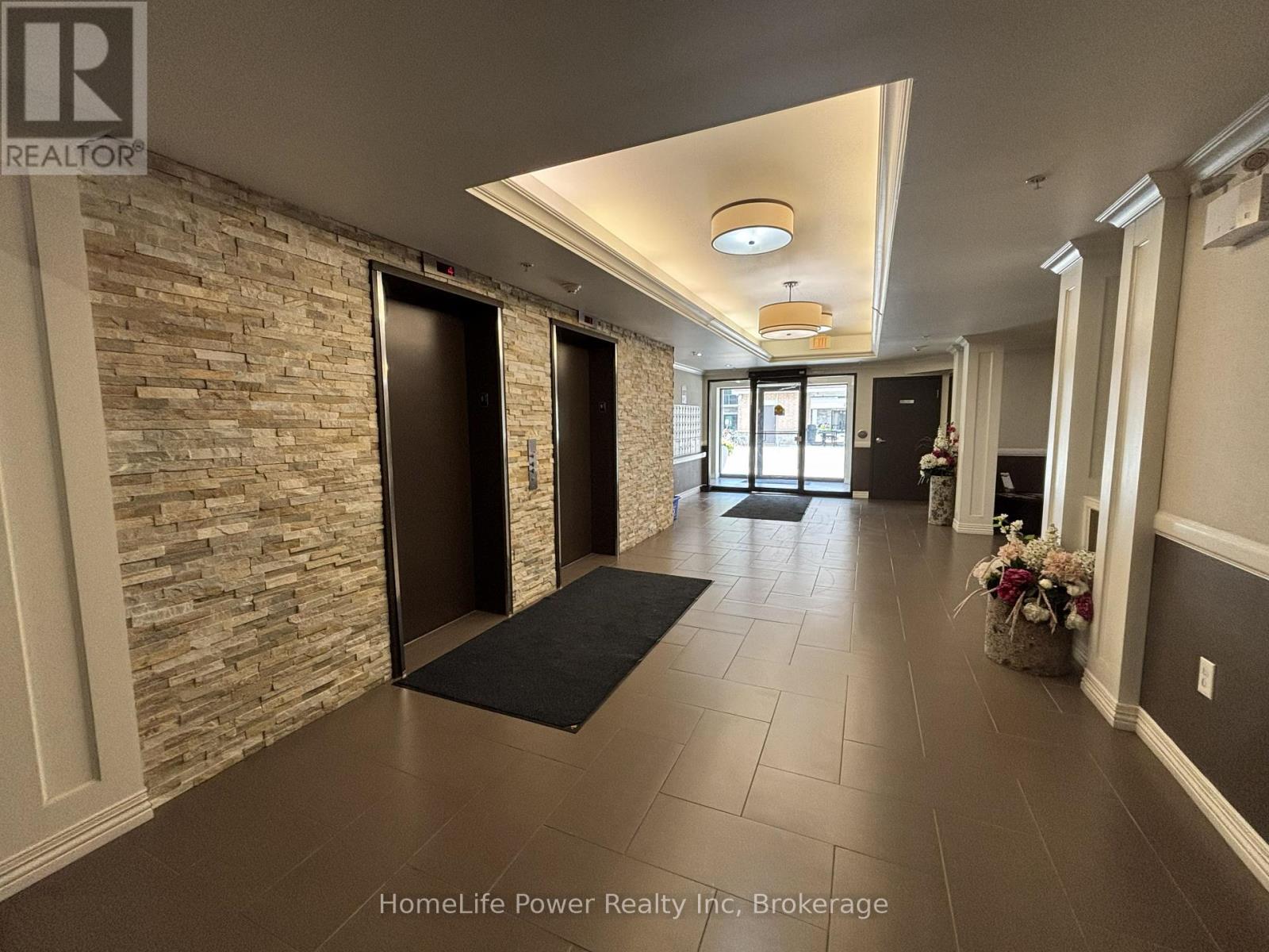 705 - 776 Laurelwood Drive, Waterloo, Ontario  N2V 0A8 - Photo 4 - X13637726