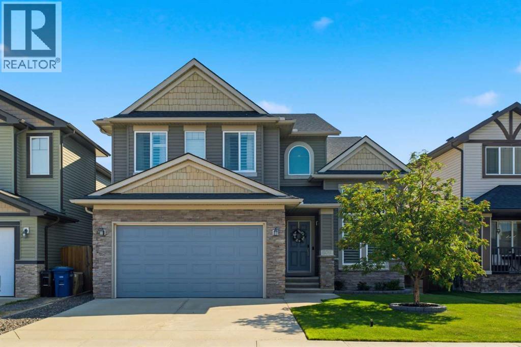 809 Canoe Green SW, Airdrie, Alberta  T4B 3K6 - Photo 2 - A2329146