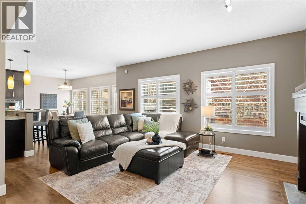 809 Canoe Green SW, Airdrie, Alberta  T4B 3K6 - Photo 13 - A2329146