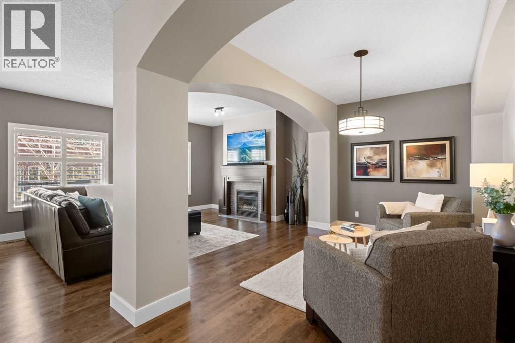 809 Canoe Green SW, Airdrie, Alberta  T4B 3K6 - Photo 9 - A2329146