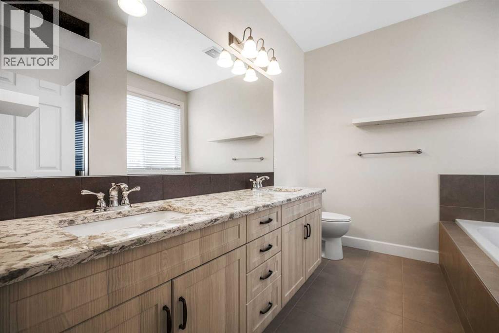 596 Windbrook Heights, Airdrie, Alberta  T4B 3V9 - Photo 25 - A2332729