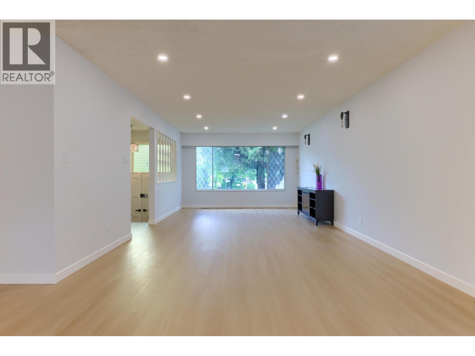 3492 E 49th Avenue, Vancouver, British Columbia  V5S 1M2 - Photo 3 - R3152144