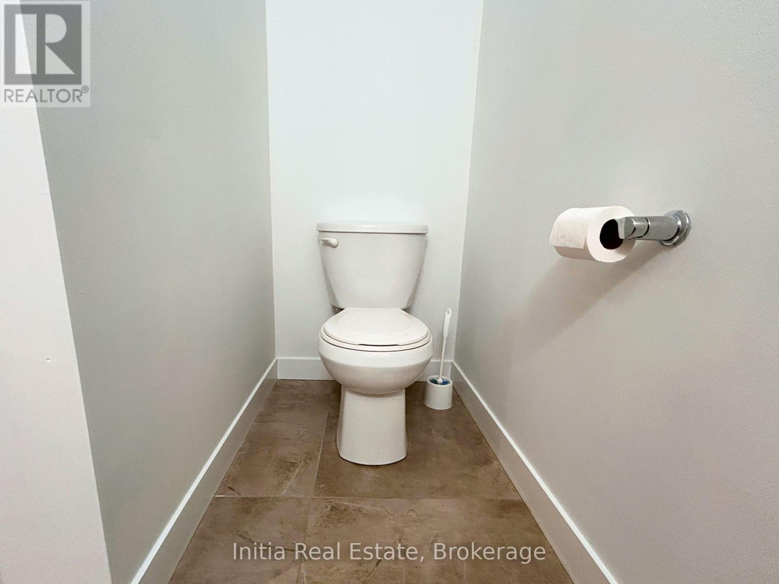 B303 - 62 Balsam Street, Waterloo, Ontario  N2L 3H2 - Photo 15 - X13637722