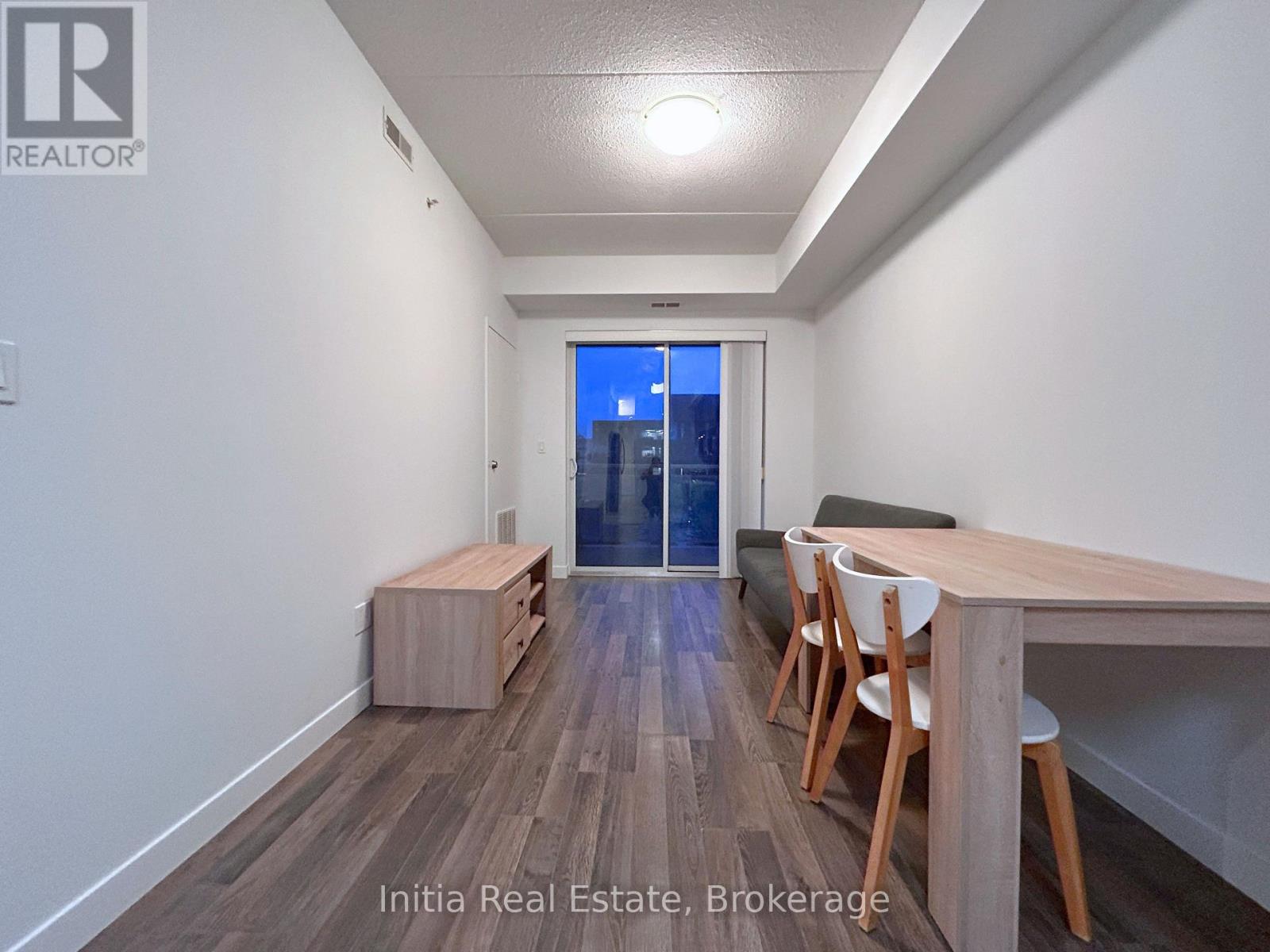 B303 - 62 Balsam Street, Waterloo, Ontario  N2L 3H2 - Photo 19 - X13637722