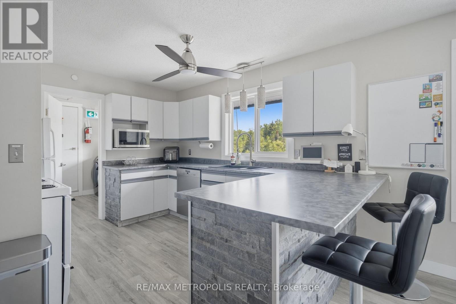 62 South Mary Lake Road S, Huntsville, Ontario  P0B 1L0 - Photo 37 - X13637730